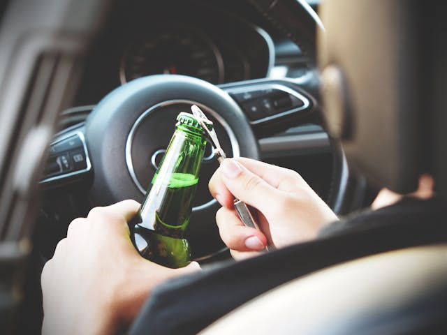 Met hoeveel alcohol mag ik deelnemen aan het verkeer?